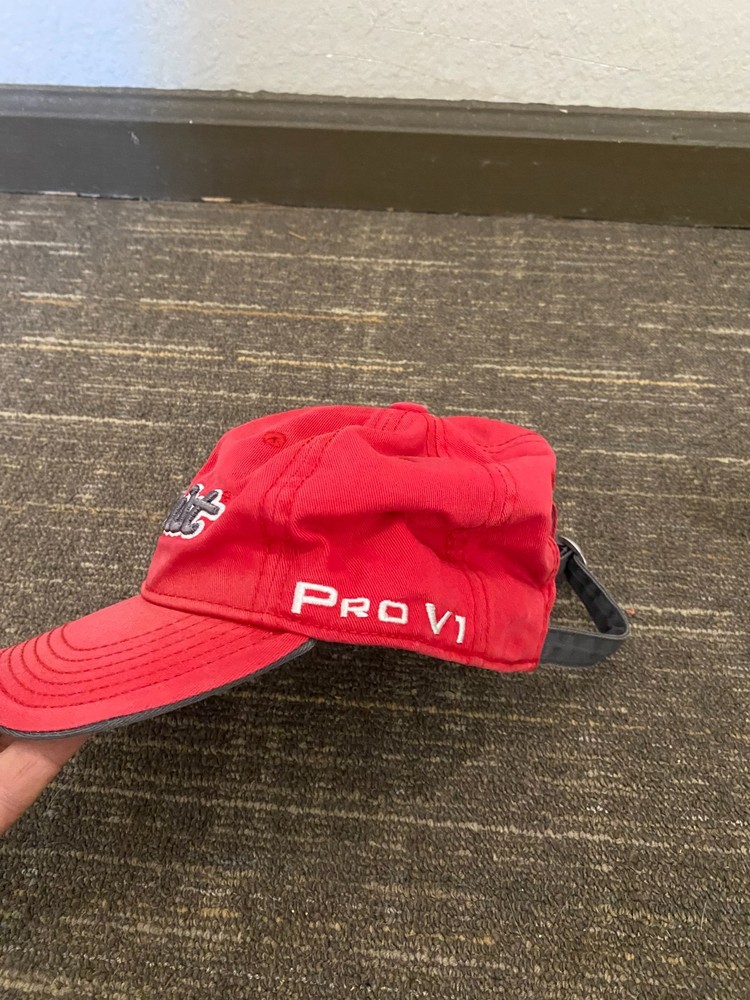 Titleist Baseball Cap Golf Hat Adjustable Strap Red With Gray Lettering