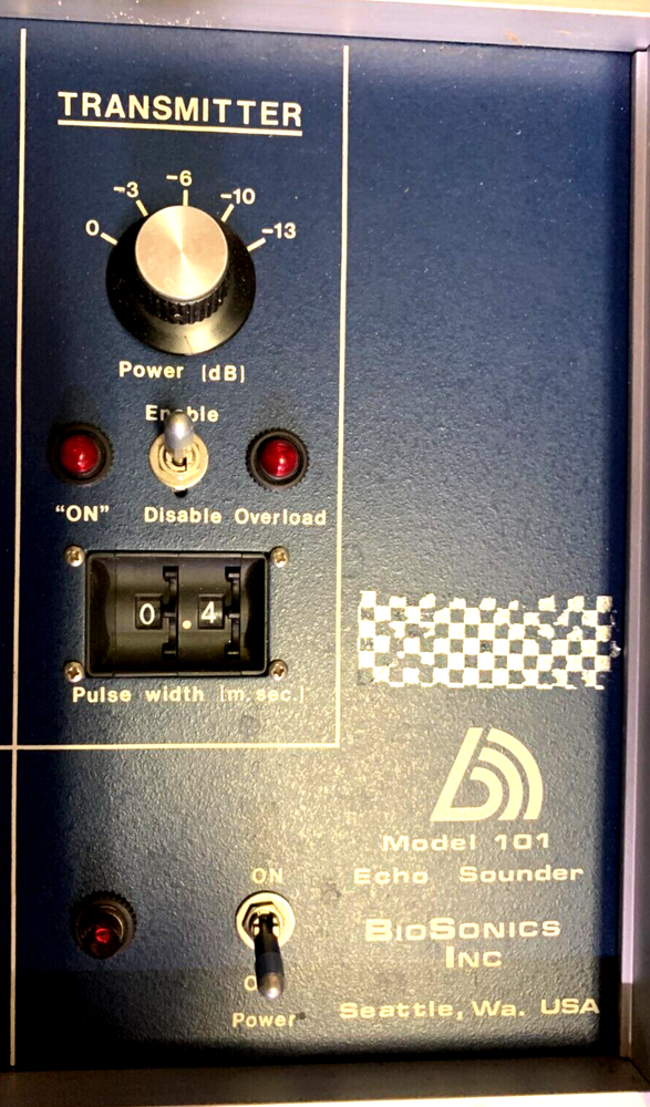 Biosonics model 101 sonar DEEP WATER echo sounder receiver, locking hard case