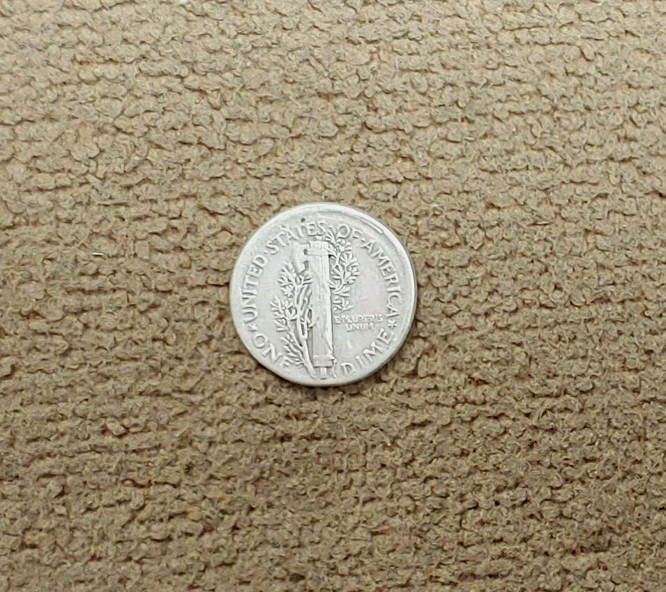 1945 Broadstruck Mercury Dime Error - free ship