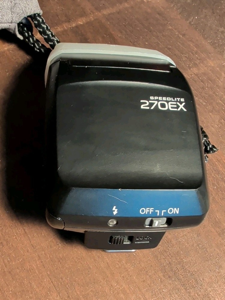 Canon Speedlite 270EX Shoe Mount Flash & Canon Drawstring
