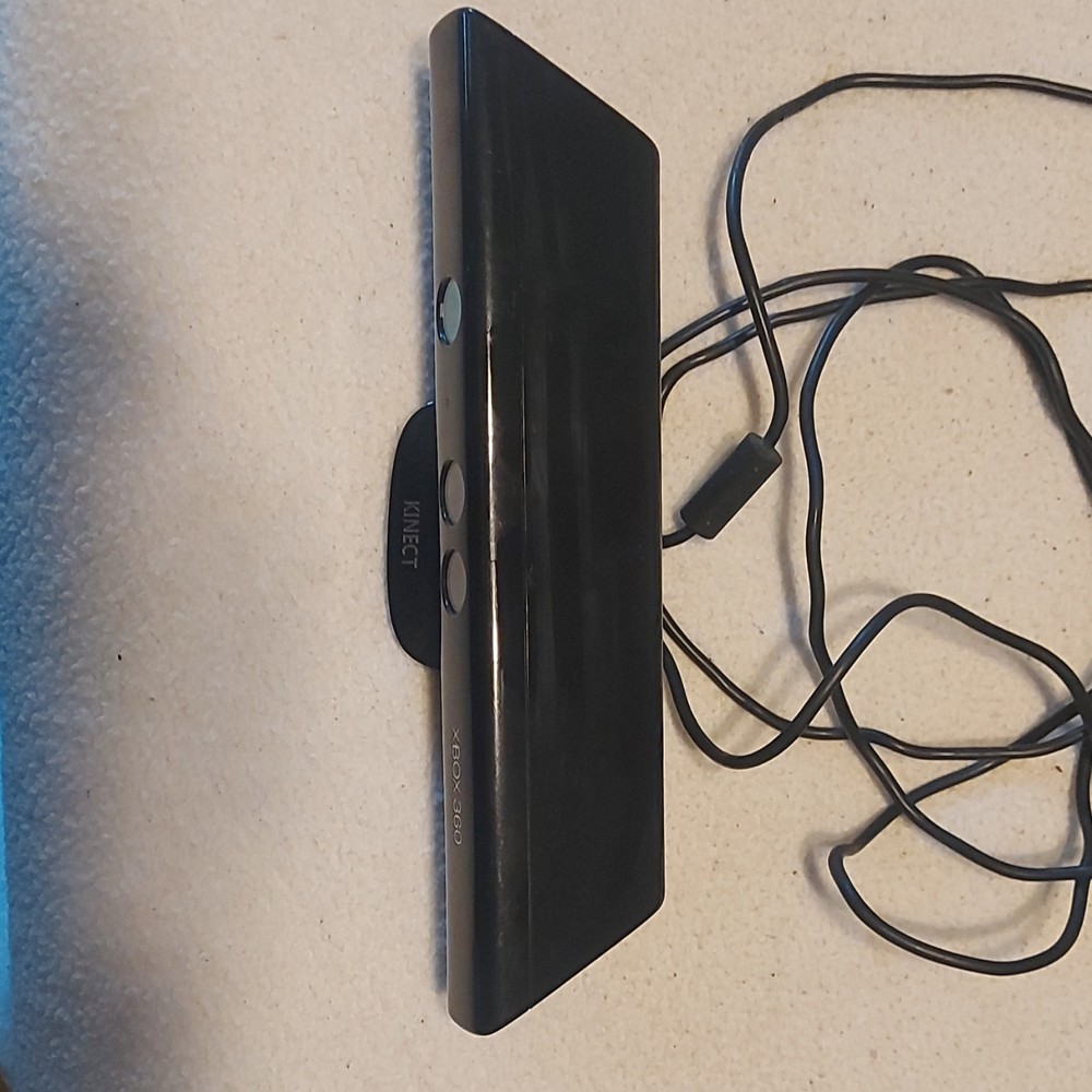 Microsoft Xbox 360 Kinect Motion Sensor Camera Black Wired used ,but works.
