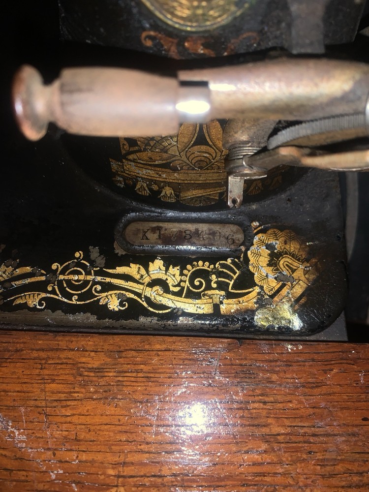 Singer Sewing Machine