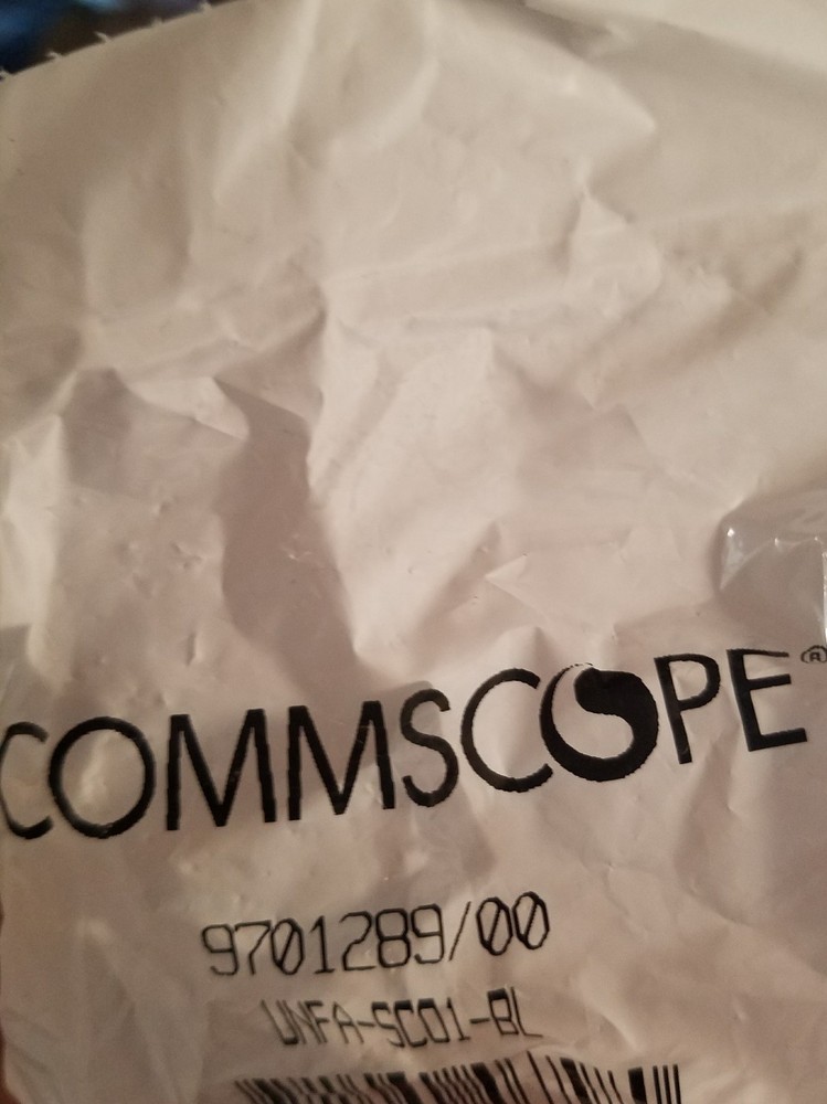 COMMSCOPE 9701289/00 UNFA-SC01-BL SINGLE COUPLER