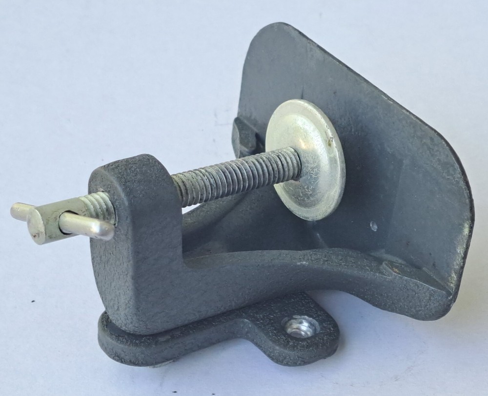 Vintage VEMCO V-Track Mark 10 Drafting Machine Track Rail Table Clamp