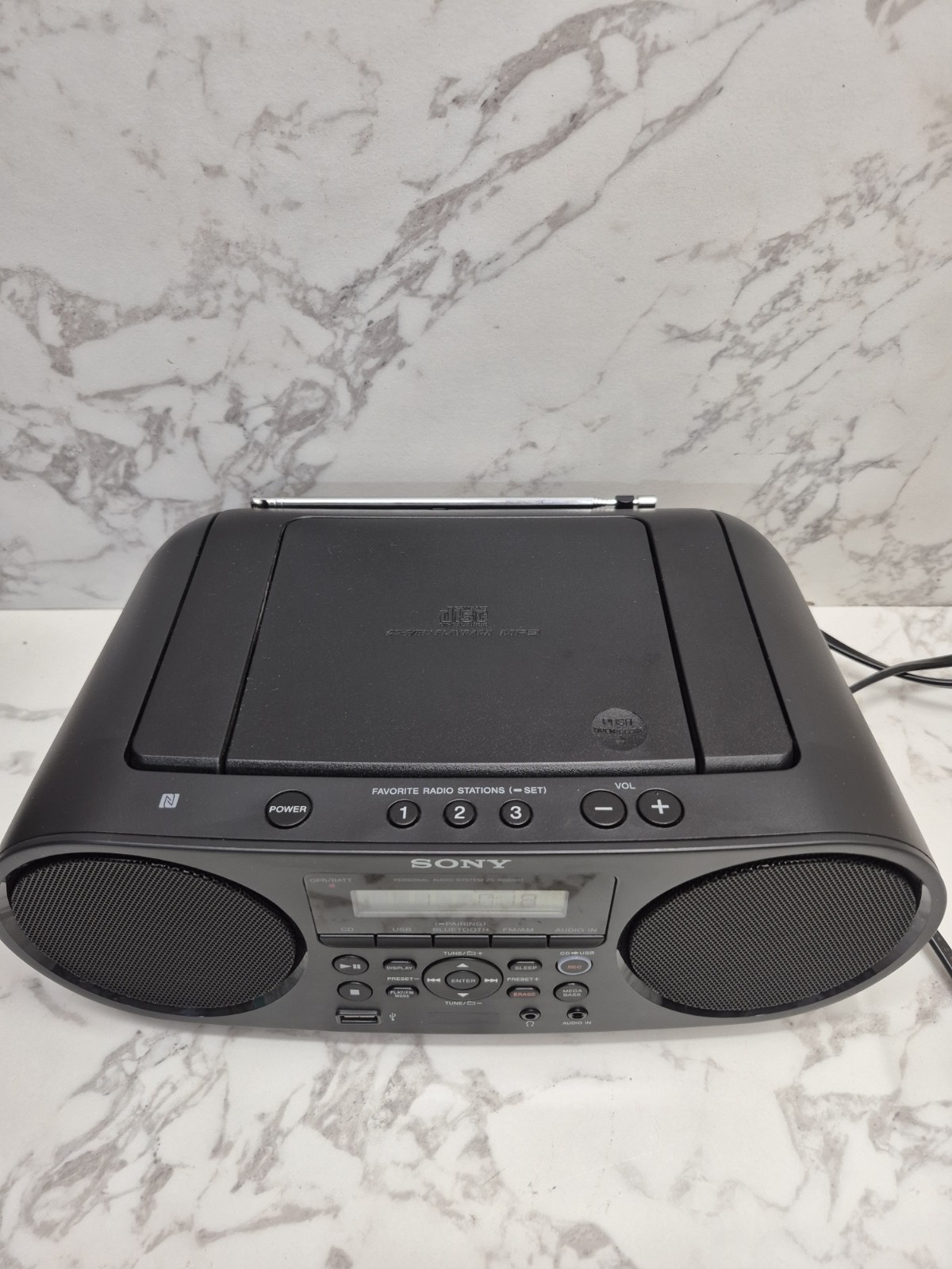 Sony ZS-RS60BT CD Boombox W/ Bluetooth, AM/FM, USB, Headphone Tested Works