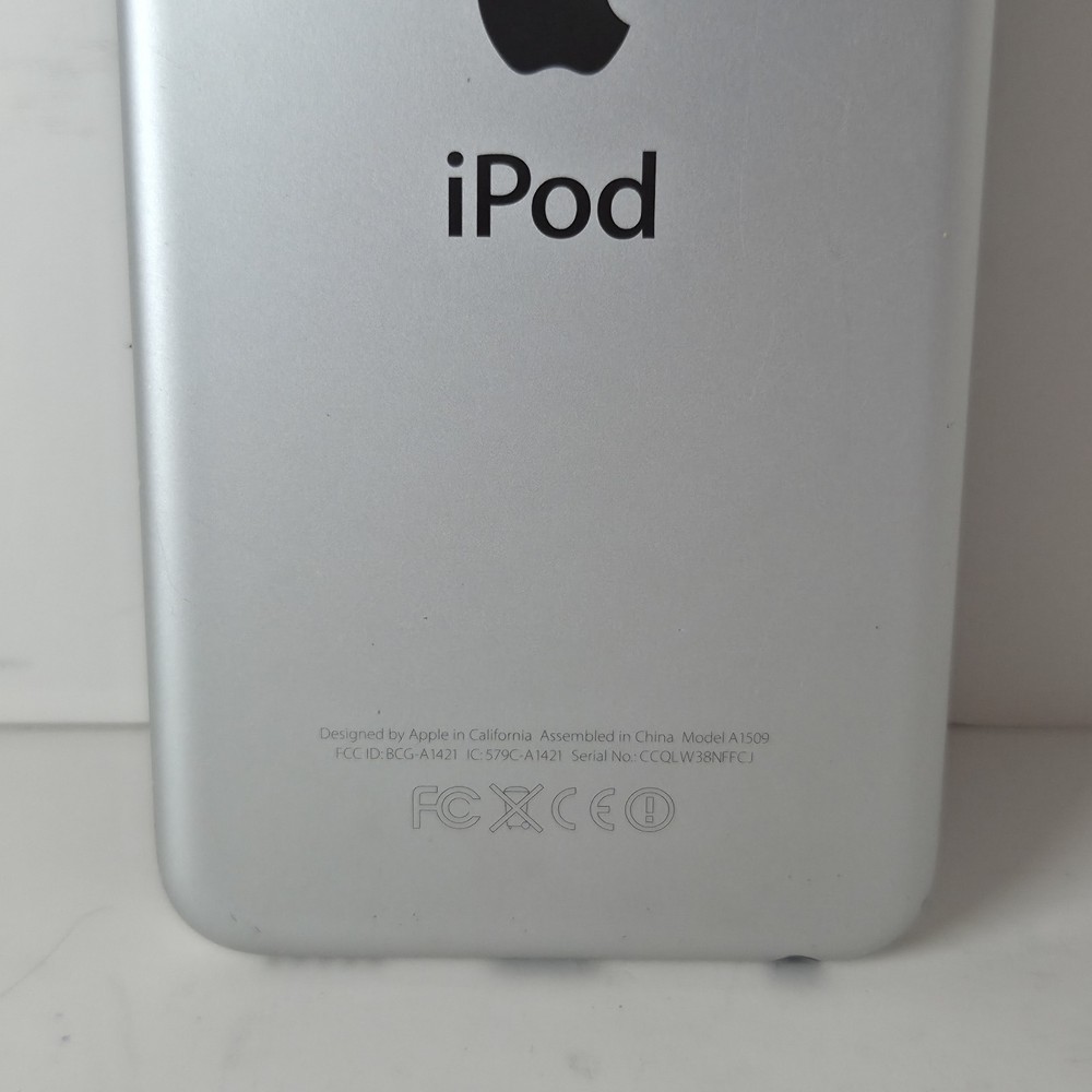 Apple Ipod Touch 16GB A1509 (5th generation) iPod Touch UNTESTED
