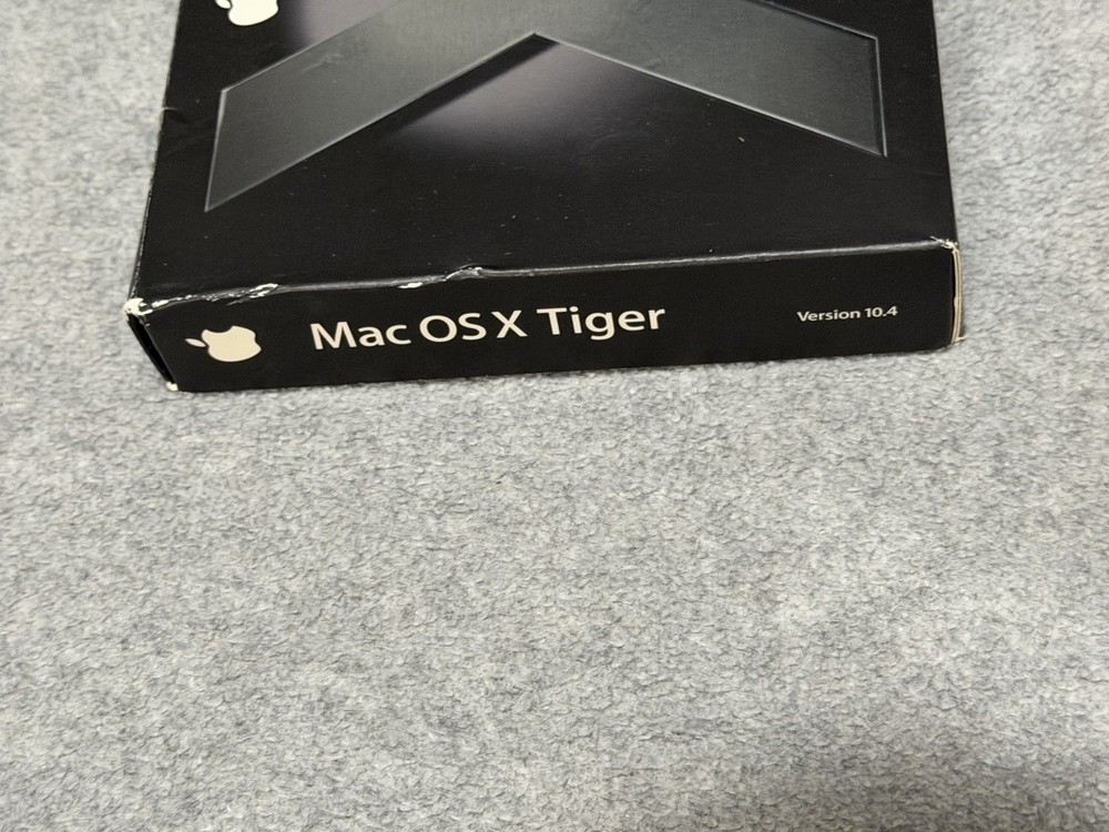 Apple Mac OS X Tiger MA453Z-A V10.4 Operating System Computer Software