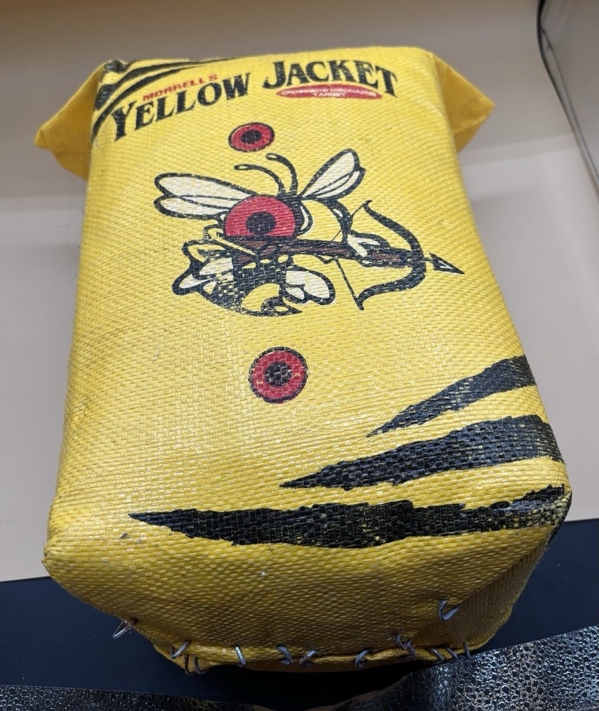 Morrell 140-1 Yellow Jacket Discharge Bag Archery Target