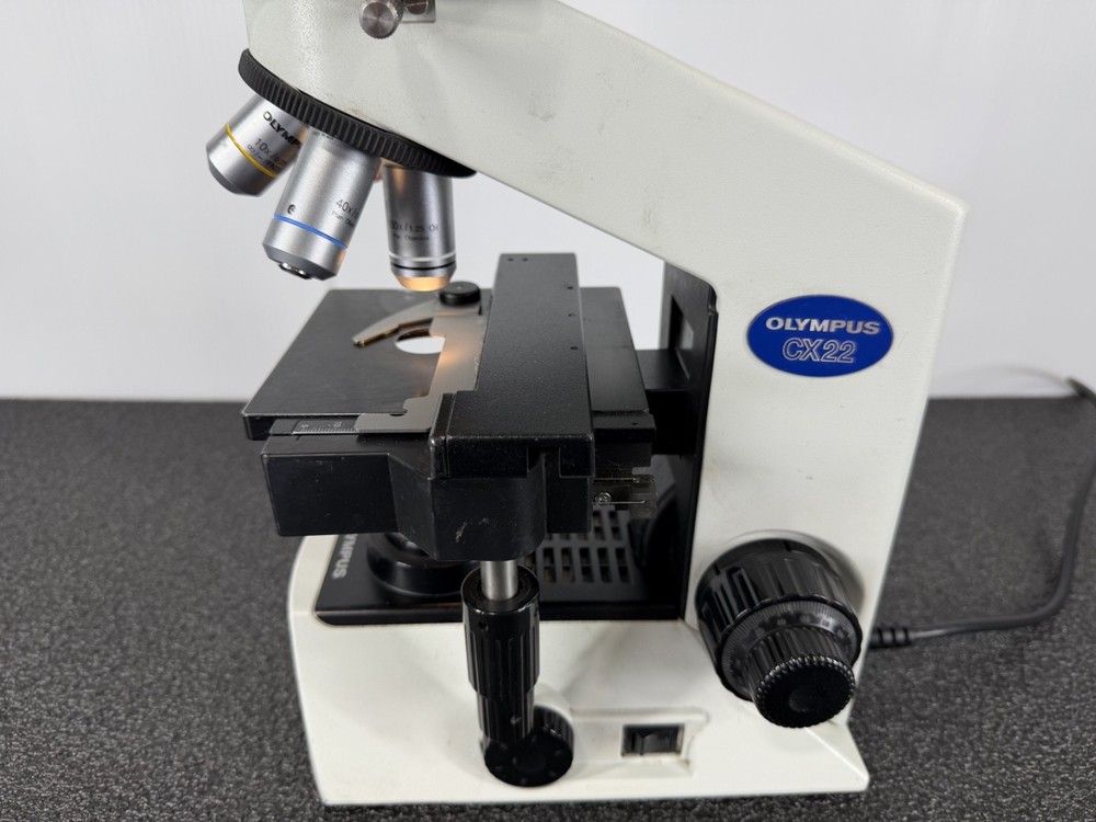 Olympus CX22 Microscope