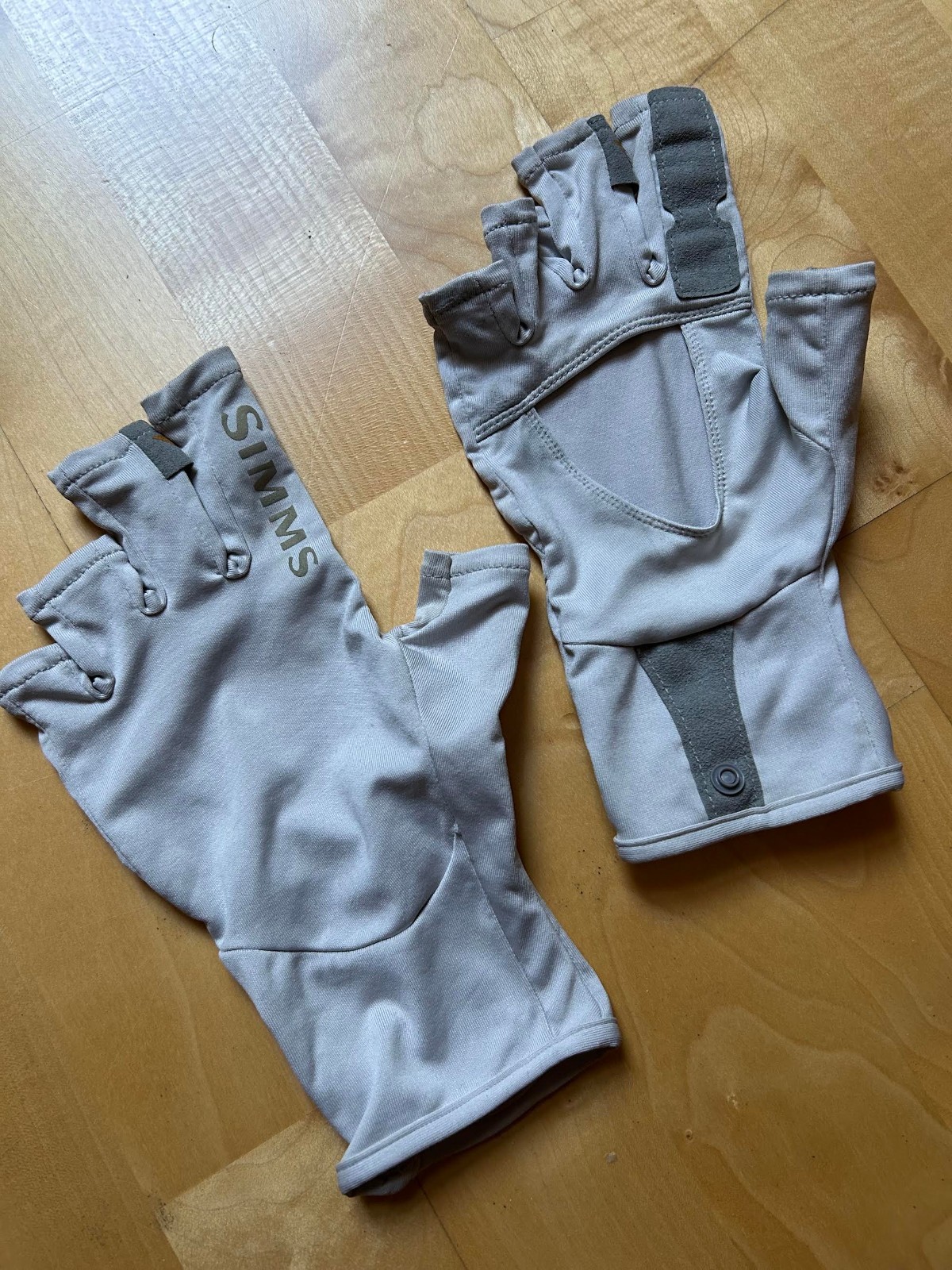 Patagonia Dakine Sunday Afternoons Simms Sun Hats and Gloves Fishing Paddling