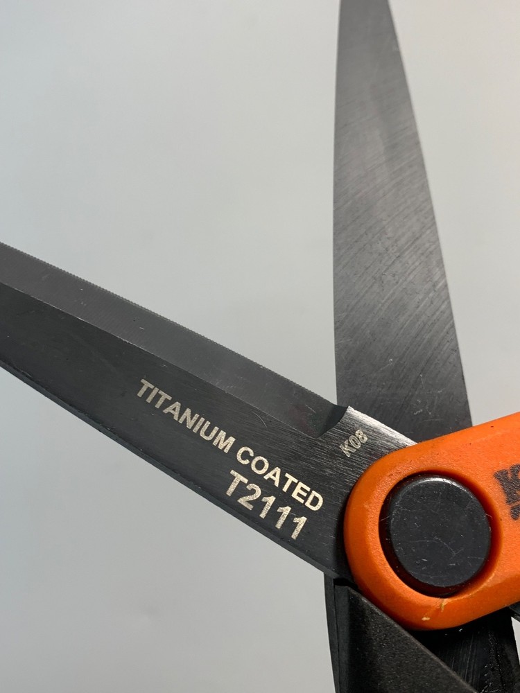 Klein Tools Titanium High Leverage Shears Cutters, 10"