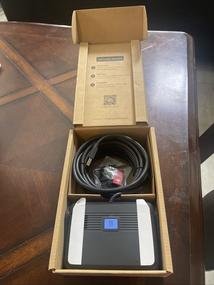 Samsara Front-Facing AI Dash Camera CM33 - New Open Box