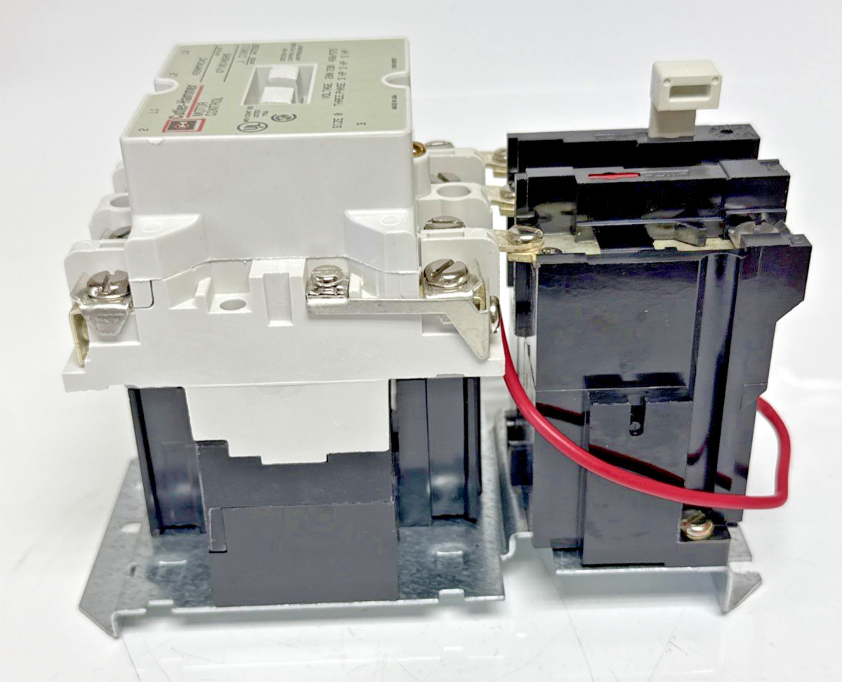 Eaton Cutler-Hammer A200M0CAC Size 0 Non-Reversing Starter 3-Pole 120V Coil