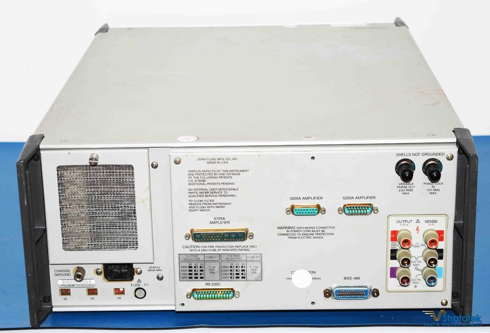 Fluke 5700A Multifunction Calibrator with 5700A-03 Wideband ACV