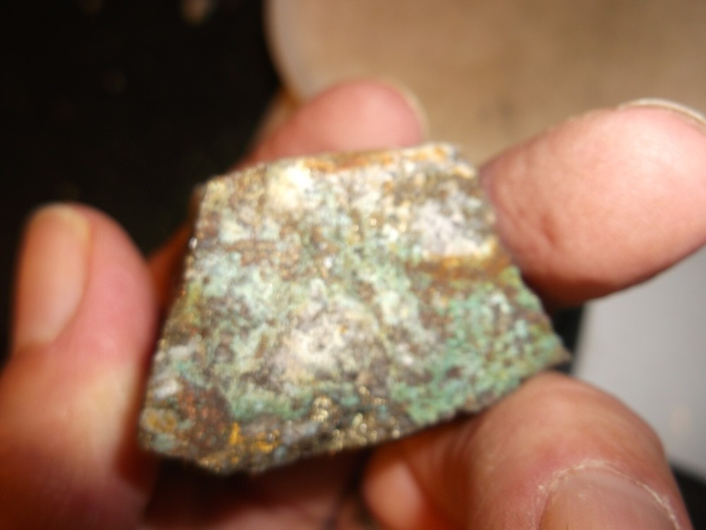 Gold, silver, copper, 69 grams samples ,ore high grade .