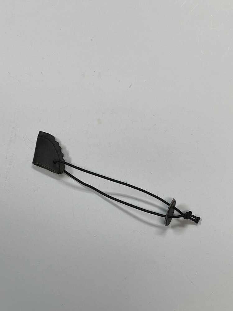 Summit Archery Recurve String Keeper