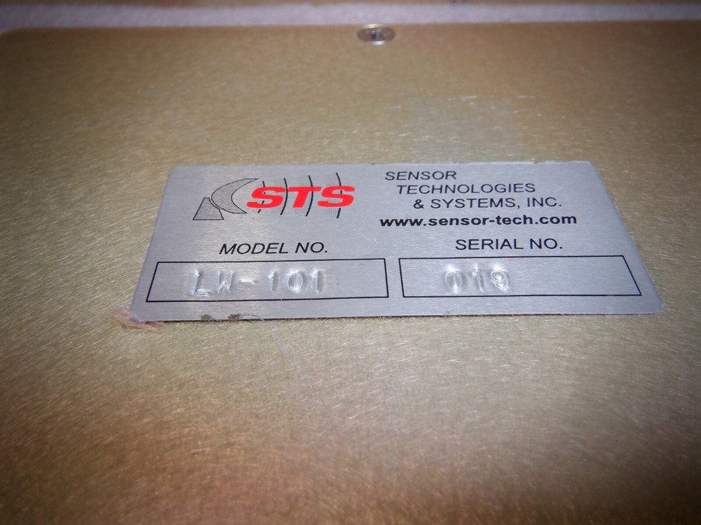 SENSOR TECHNOLOGY SYSTEMS LW-101 POWER SUPPLY