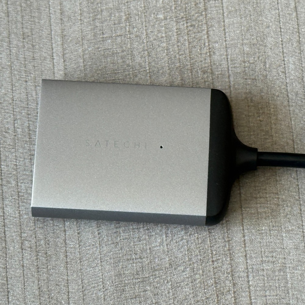 Satechi USB-C SD & Micro SD Memory Card Reader