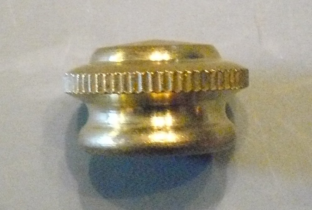 Bracket Cap, Solid Brass, 1/4 IPS (1/2" Inside Diameter) Lamp/Clock Finial BC2