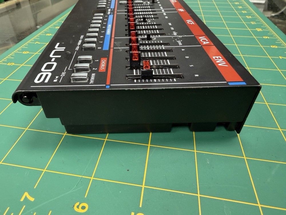 Roland JU-06 Boutique Synth Juno 106 Sound Module