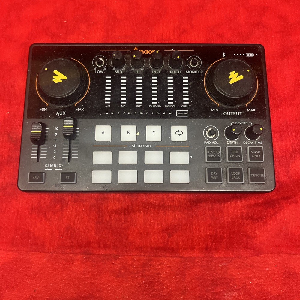 MAONOCASTER PODCAST CONSOLE AME2 - NO POWER CORD - AS IS - UNTESTED