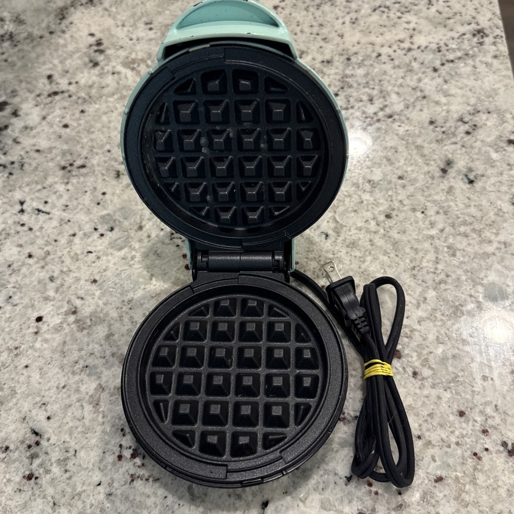 Dash Mini Waffle Maker Breakfast Egg Chaffle