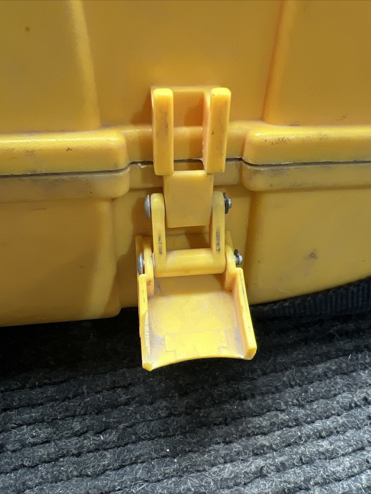 Used Unknown Brand TransitLevel w/ Case L47026