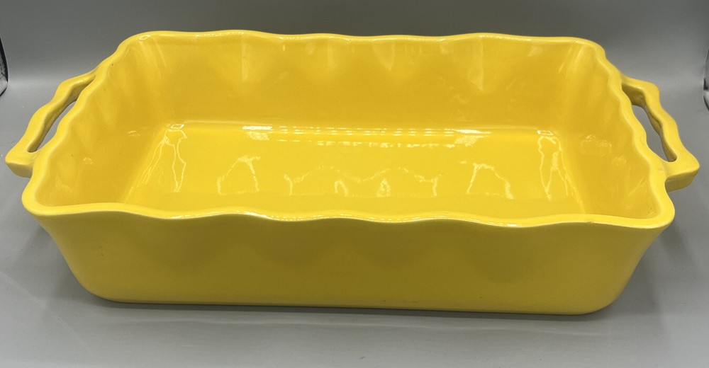 Bright Yellow APPOLIA FRANCE Wavy Rectangular Baker