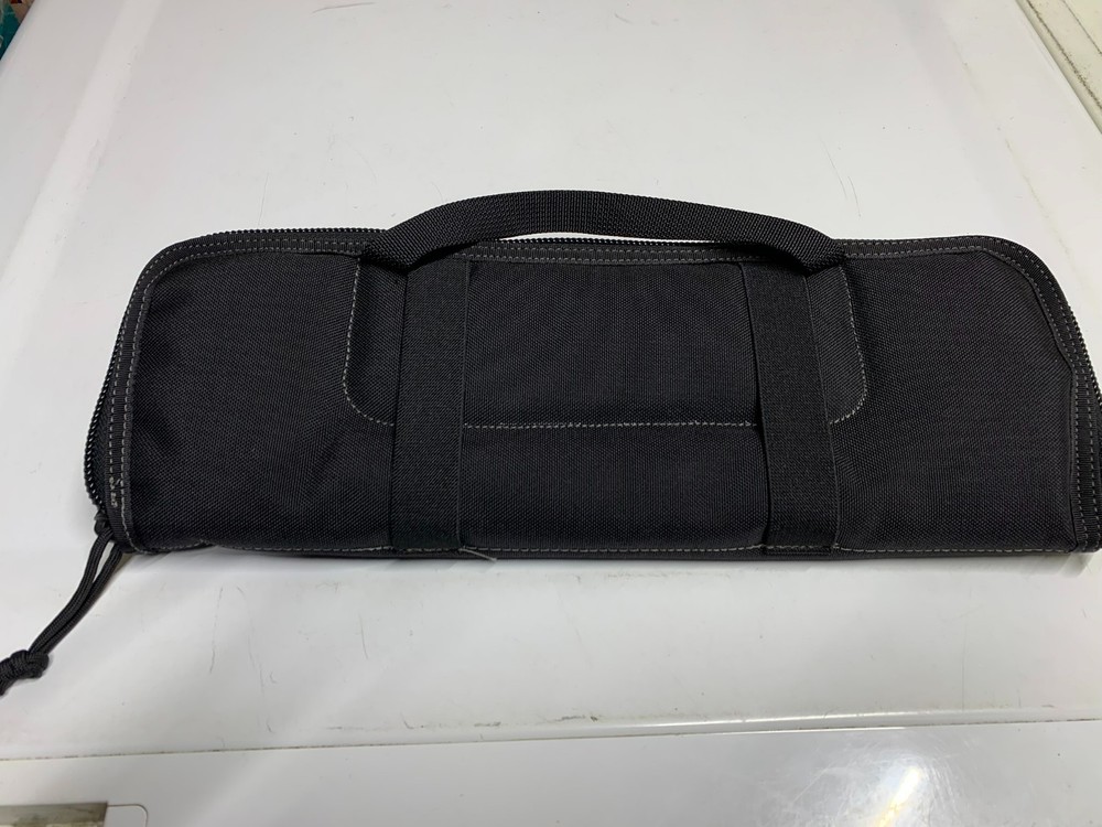 SAMPLE MODEL - Maxpedition 1455B R-14 Razorshell Black - Protective Knife Case