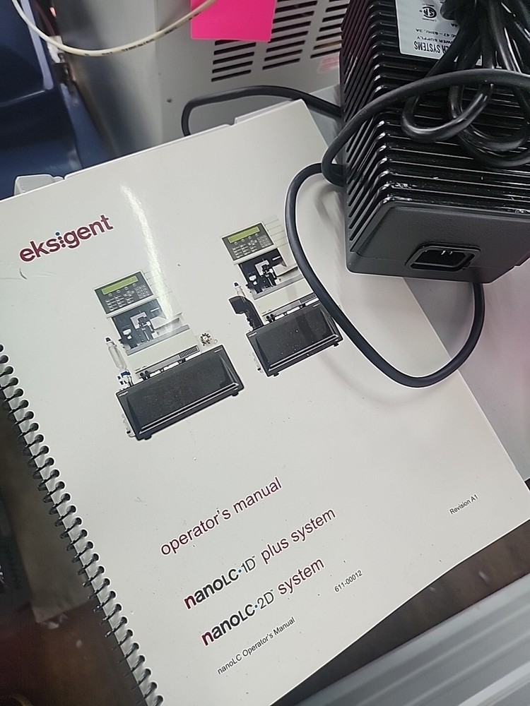 Eksigent 920 Autosampler with NanoLC-1D+HPLC System