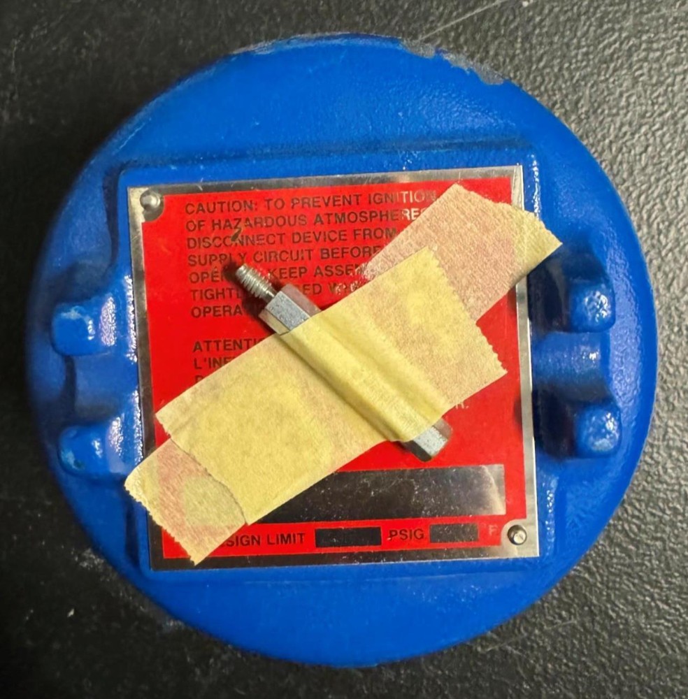 Magnetrol 082-8303-400 Level Switch Transmitter