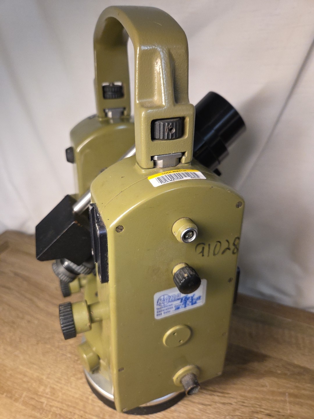 Theodolite Kern Swiss E2 Vintage Kern's Precision Surveyor Alignment Instrument