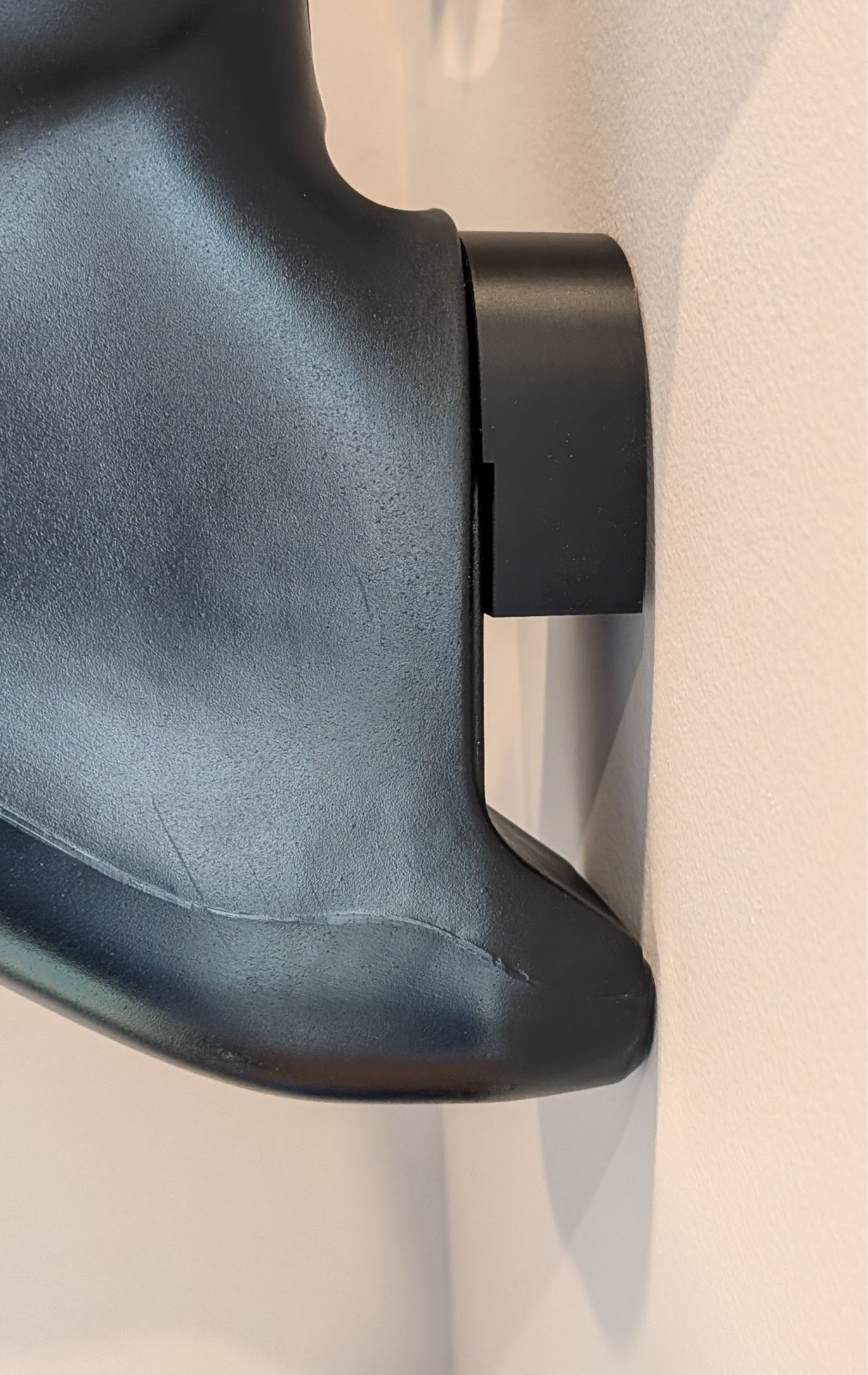 YETI Slick Horns Roping Dummy Wall Mount + optional bandana