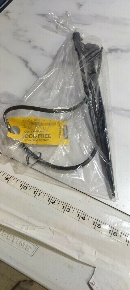 RainDrip/Pre-Assembled Clamp-n'-Pierce™ Tool-Free Connection System A159CPUB 24"