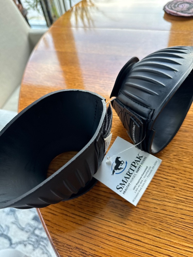 Smart pack black bell boots with Velcrolike size medium