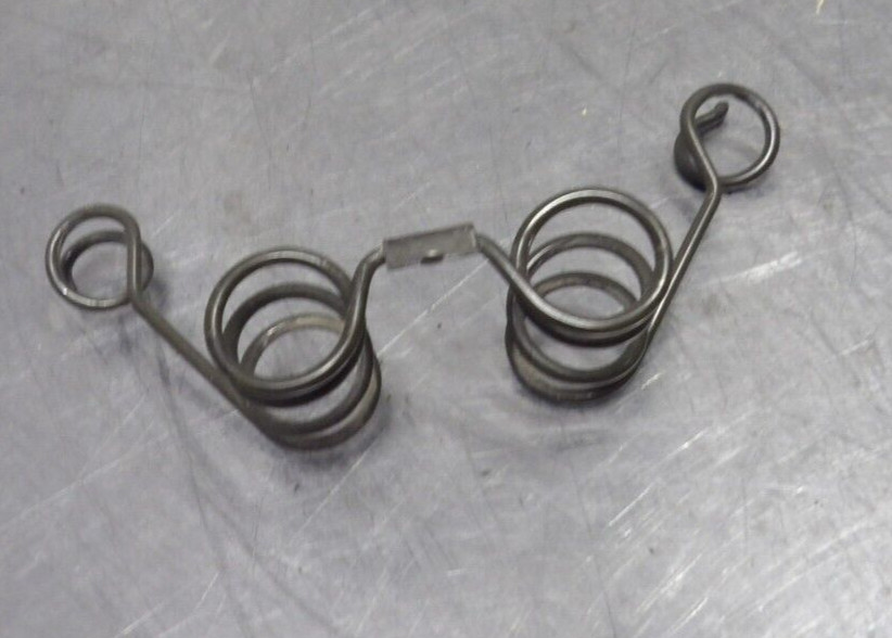 02-12 Suzuki V-Strom DL1000 upper triple tree wiring wire guide