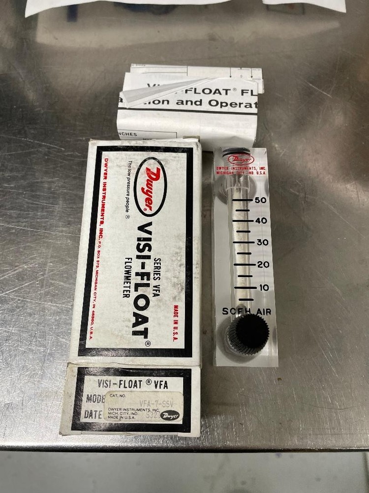 DWYER VFA-7-SSV Flowmeter. NEW/UNUSED.