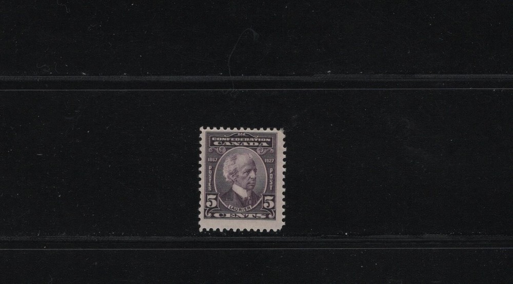 Canada-  lot  1027.    Mint, Hinged .  Sc# 144