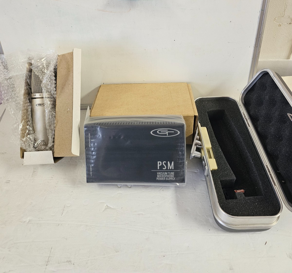 Groove Tubes Alesis AM61 Tube Microphone AND Power Supply AND CABLE     LOT O