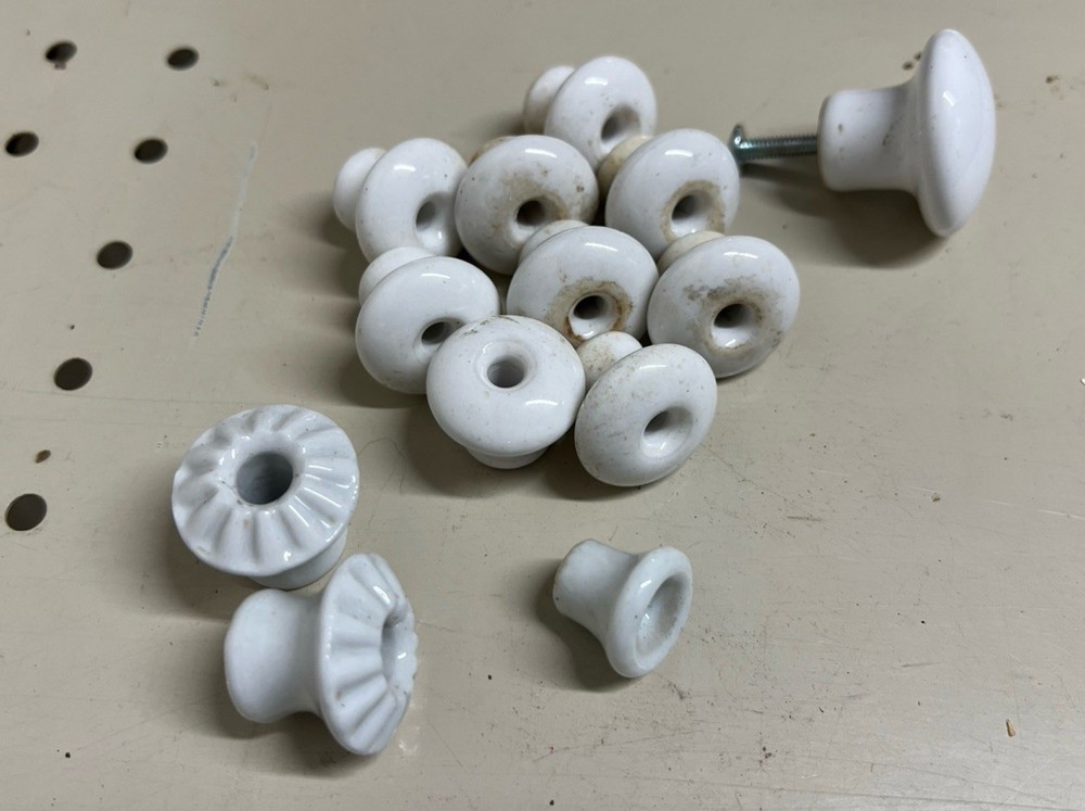 Lot 13 Antique White Ceramic Drawer Pulls Cabinet Knobs Assorted Lot Sizes