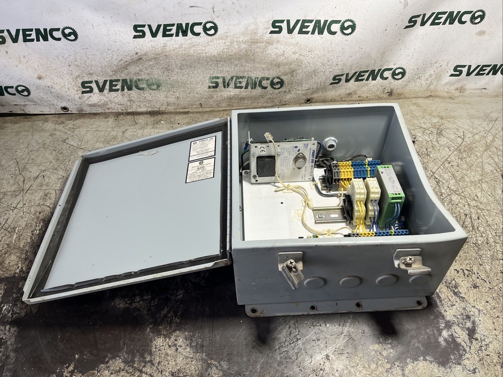 Circle AW B-Line Type 4 Enclosure And Rectifier LR78446