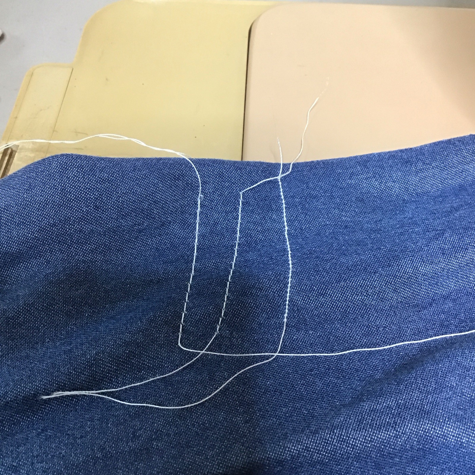 Vintage Singer 404A Sewing Machine With Case