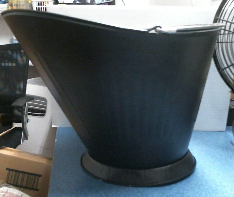 Open Heart Coal Hod, Black, * SMALL NICK (15341) FS