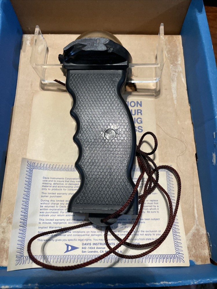 1983 DAVIS INSTRUMENTS HAND BEARING COMPASS NO LED MODEL 211 PREOWNED WITH BOX