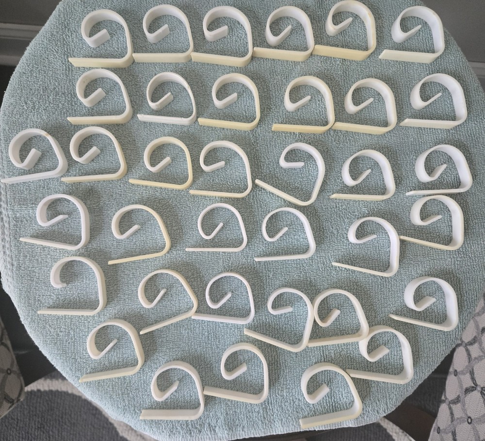 36pcs White Picnic Table Tablecloth Clips