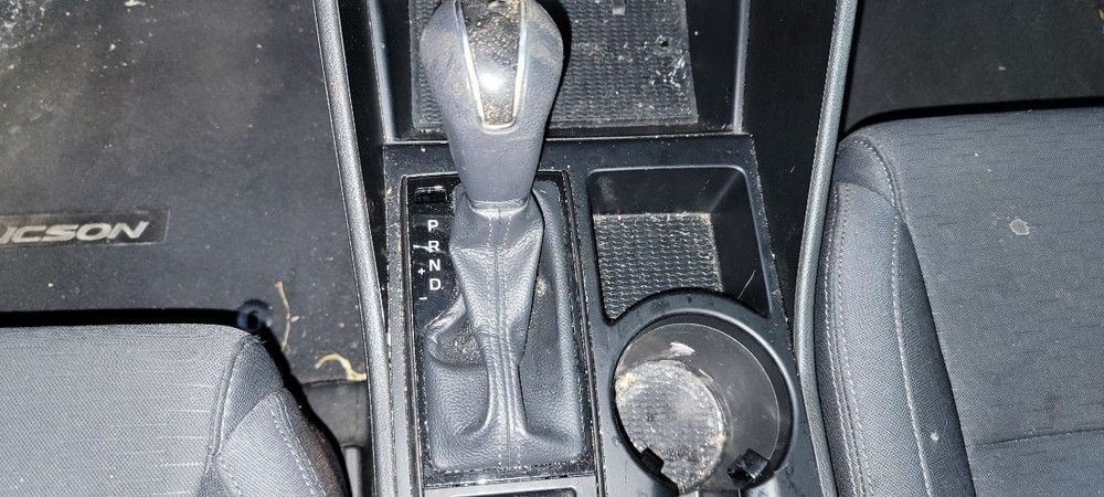 19-21 Hyundai Tucson Camera/Projector Camera Windshield Upper Center