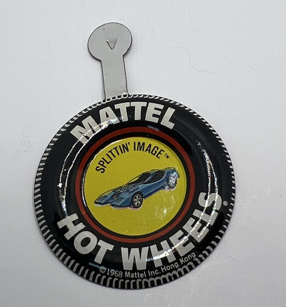 Splittin' Image  Mattel Hot Wheels Metal Button Pinback 1968