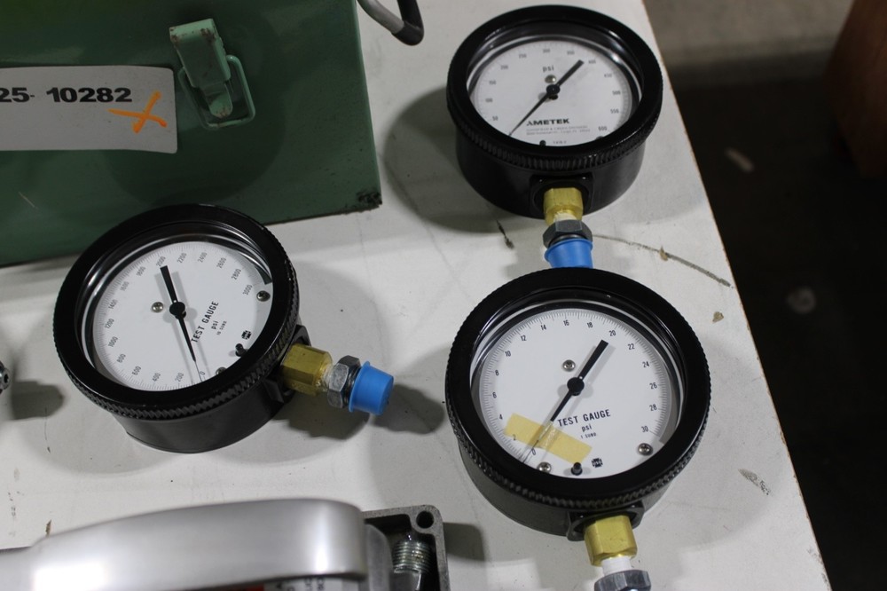AMETEK R-3A COMPARATOR PRESSURE TESTER