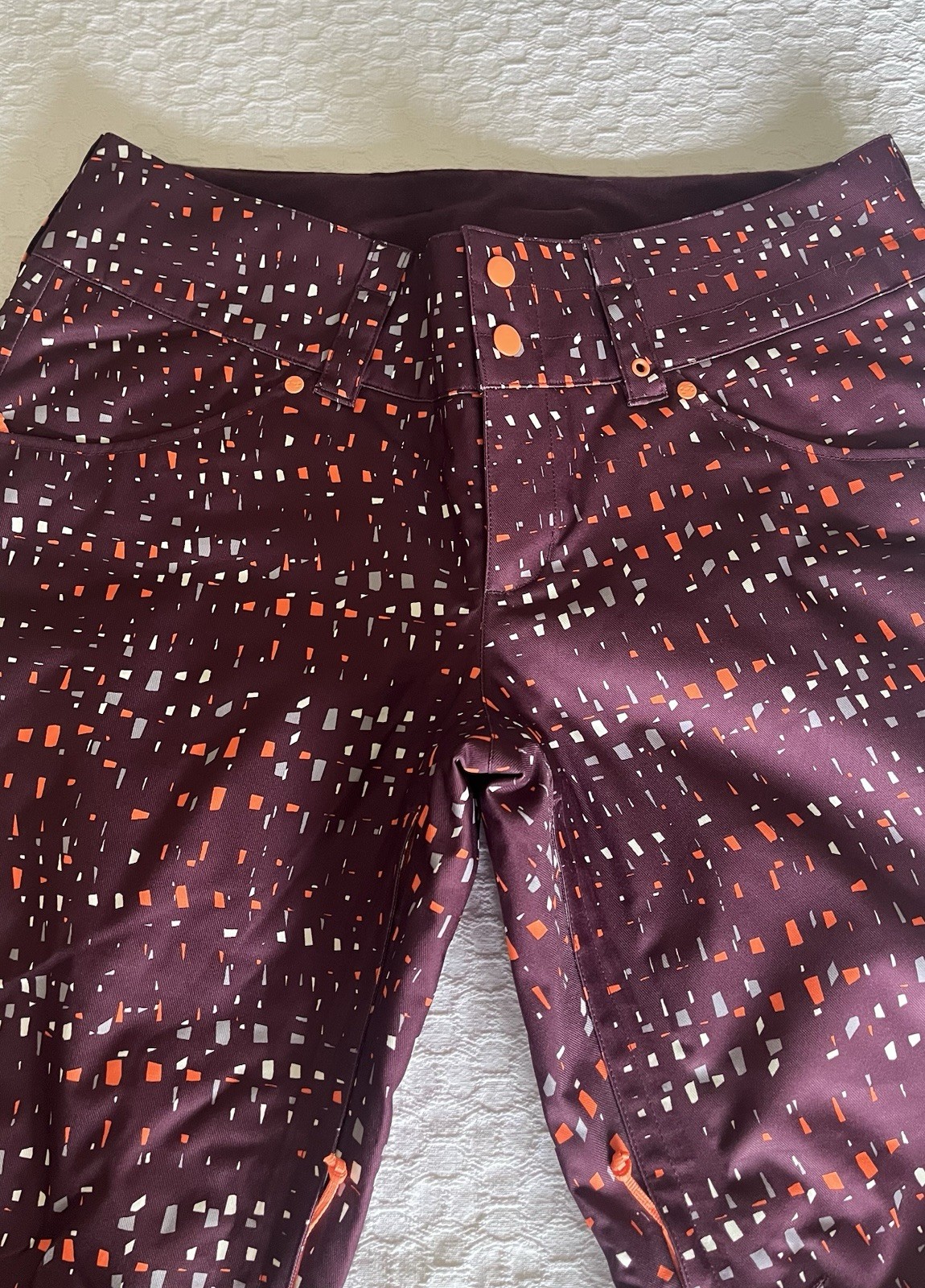 NWOT Under Armour Cold Gear Storm Infrared Maroon Confetti Ski Snow Pants Wms L