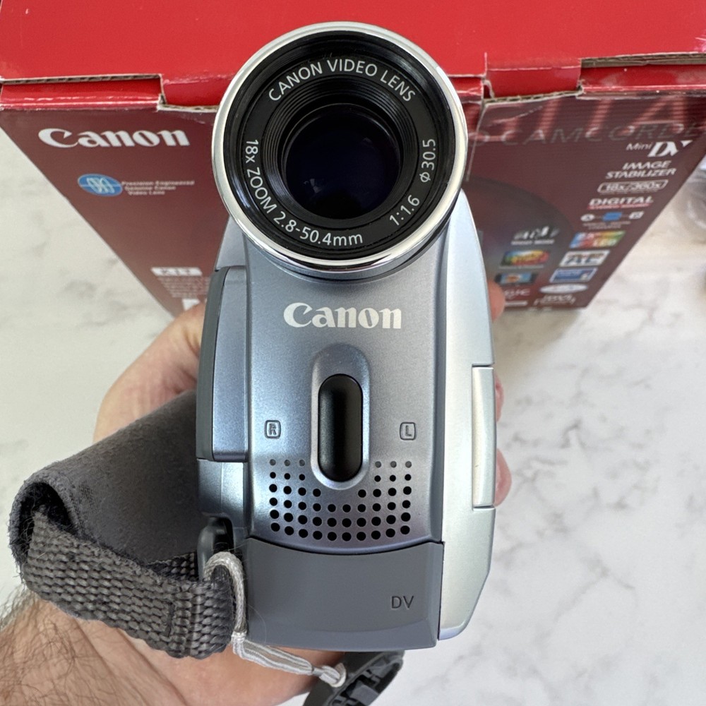 Canon MV700i Digital Video Camcorder Working
